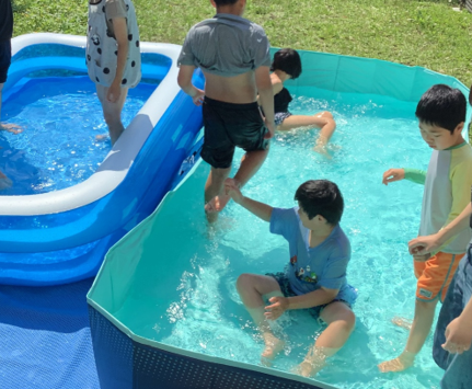 プールあそび